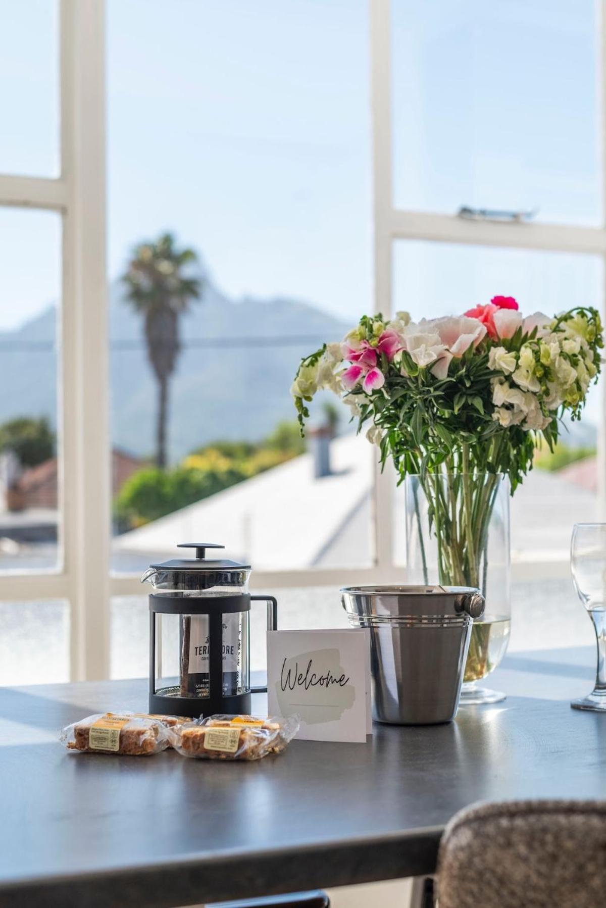 Claremont Vista Table Mountain Spectacle Apartment Cape Town